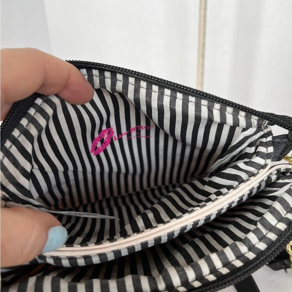 Betsey Johnson mini crossbody bag - Picture 6 of 9